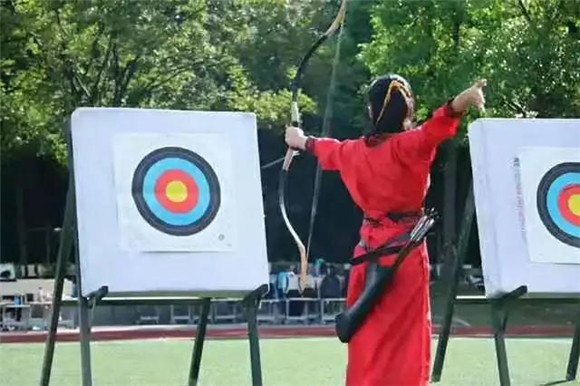習(xí)近平給謝依特小學(xué)戍邊支教西部計(jì)劃志愿者服務(wù)隊(duì)隊(duì)員回信